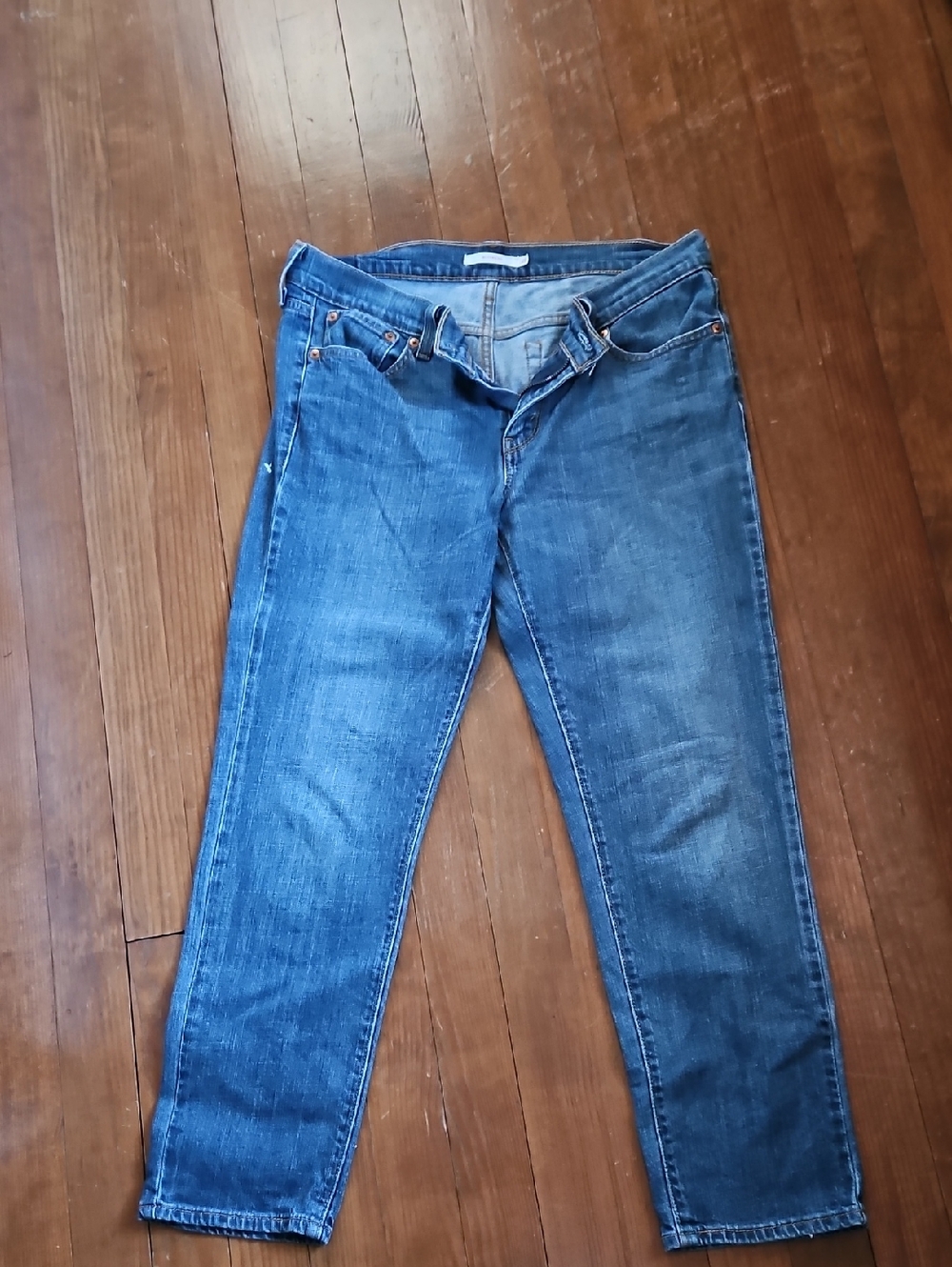 Levi Boyfriend Jeans Crop
